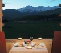 Intimate Dining